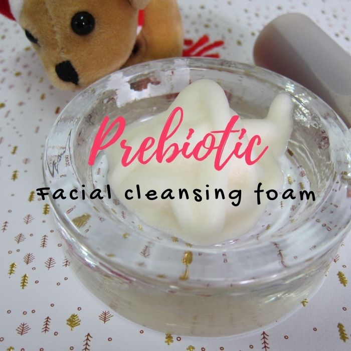 Prebiotic cleansing foam